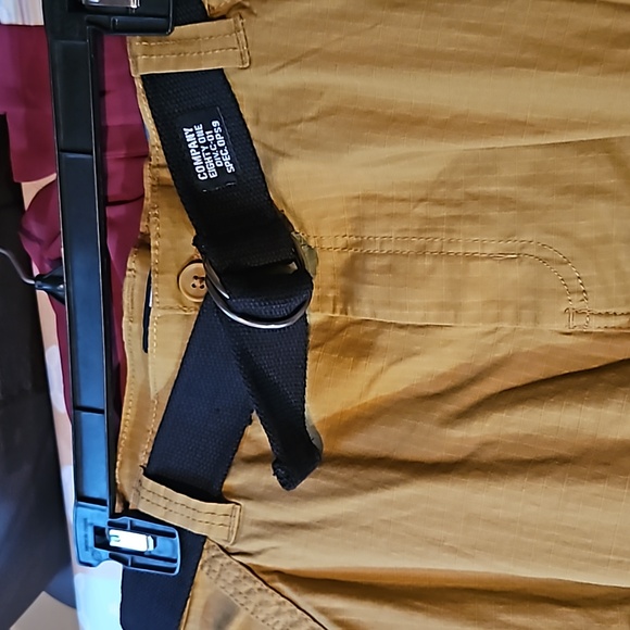 Shorts - Picture 4 of 8